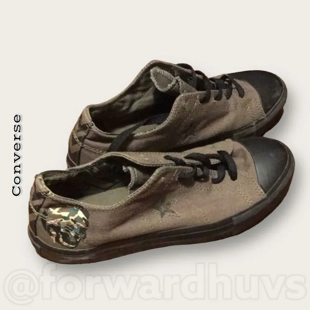 Converse One Star Gray Camo Skull Sneakers Youth 5